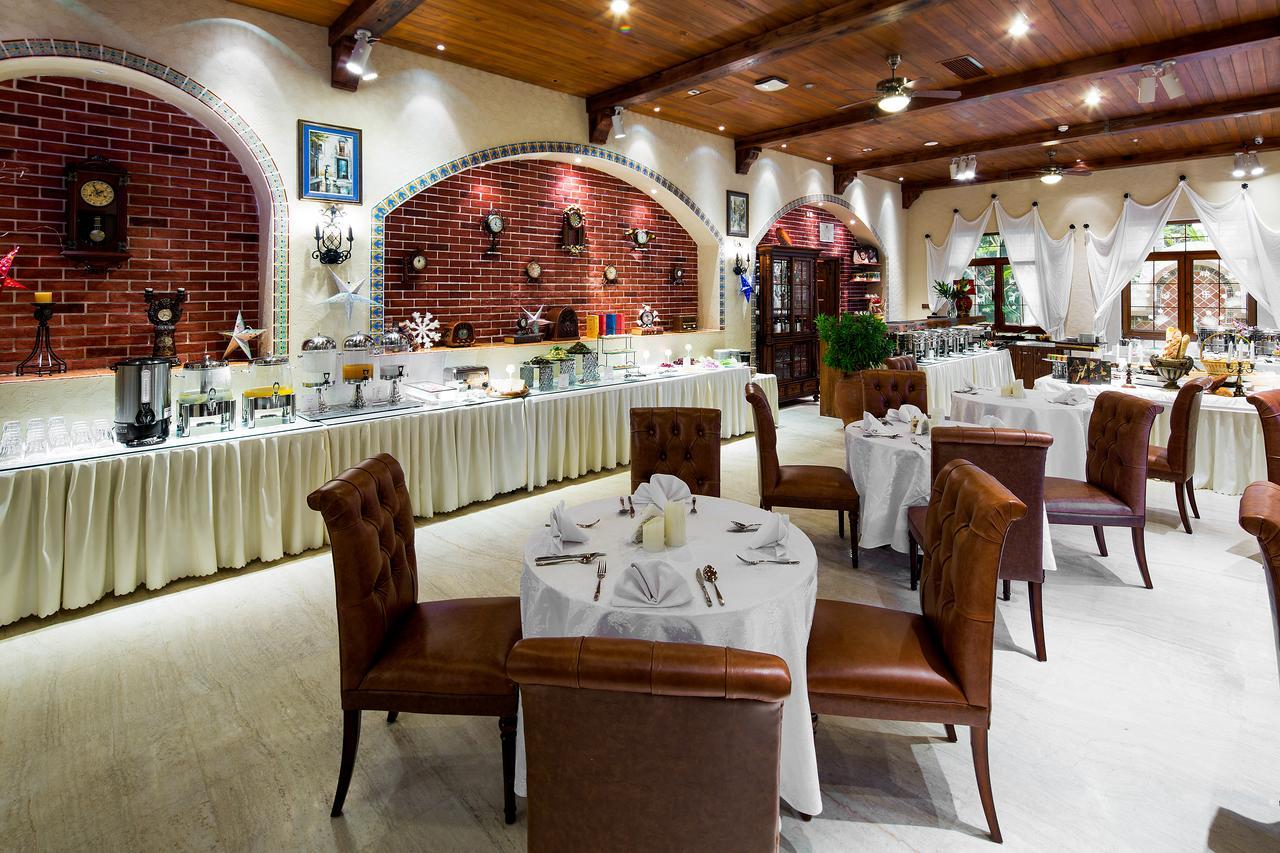 Best Western Premier International Resort Hotel Санья Экстерьер фото